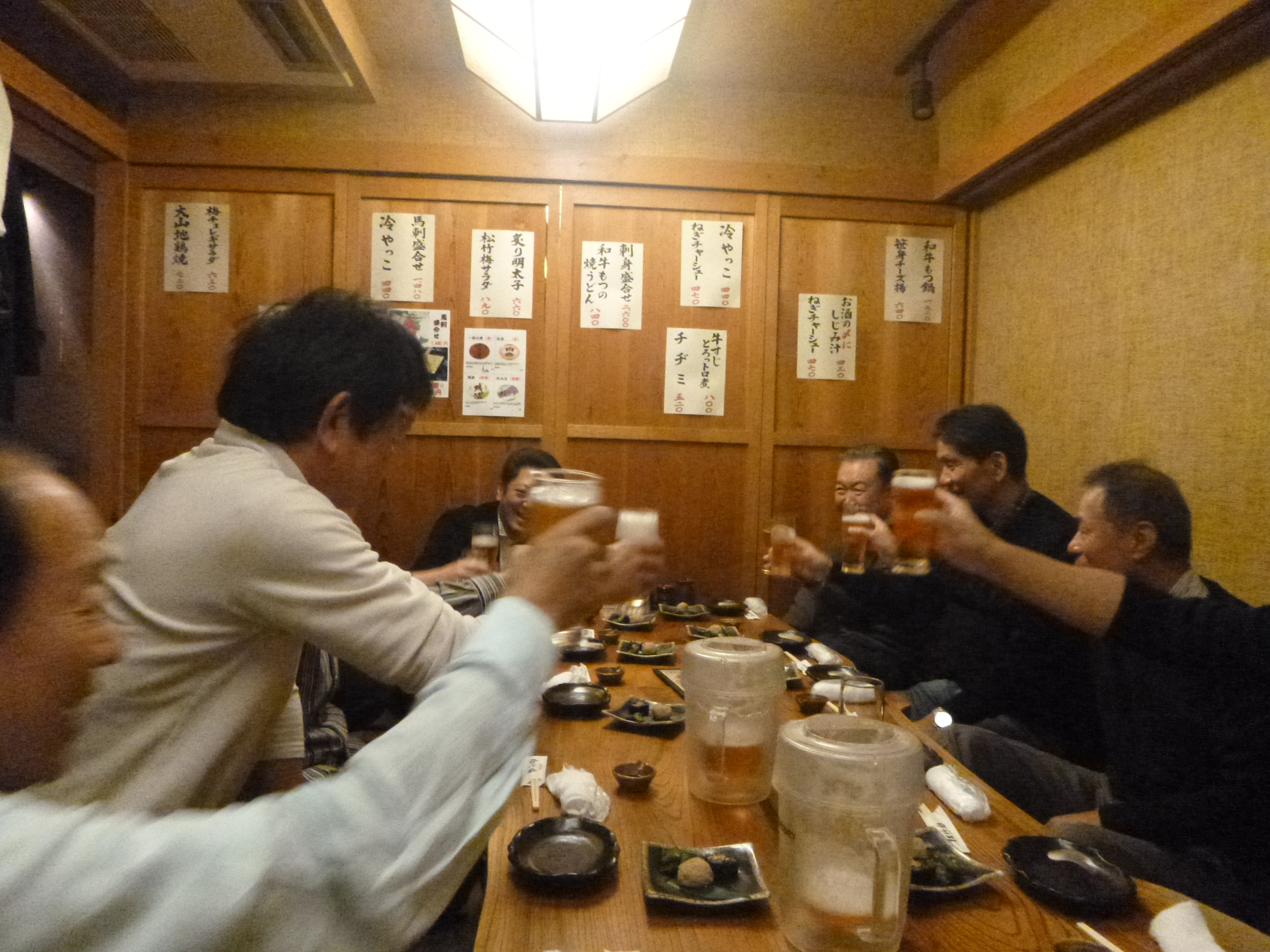 2019年11月30日(土)　新橋でクラブ飲み会